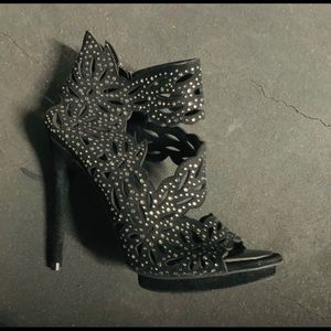 Bcbg platform heels ( brand new)